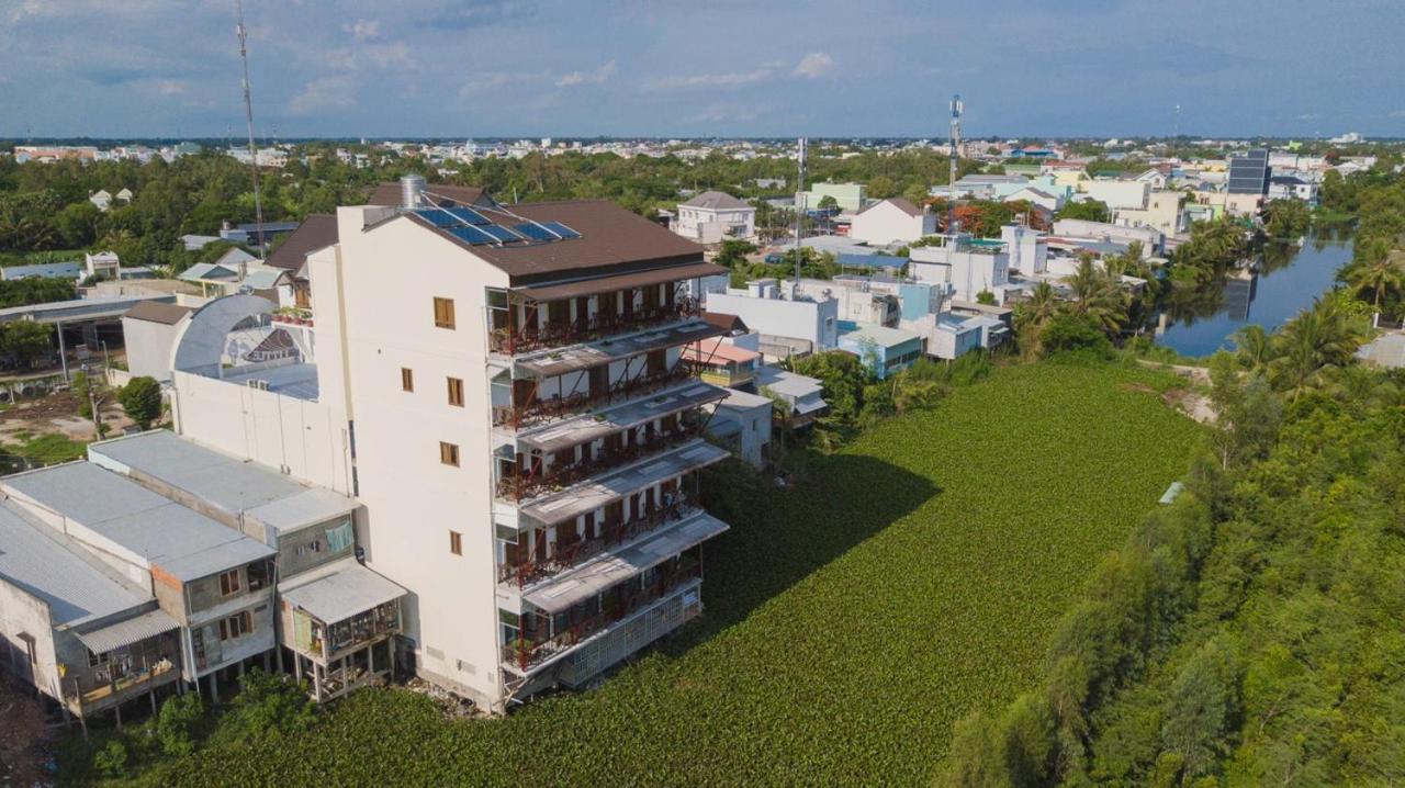 Little Saigon Hotel Chau Doc Exterior photo